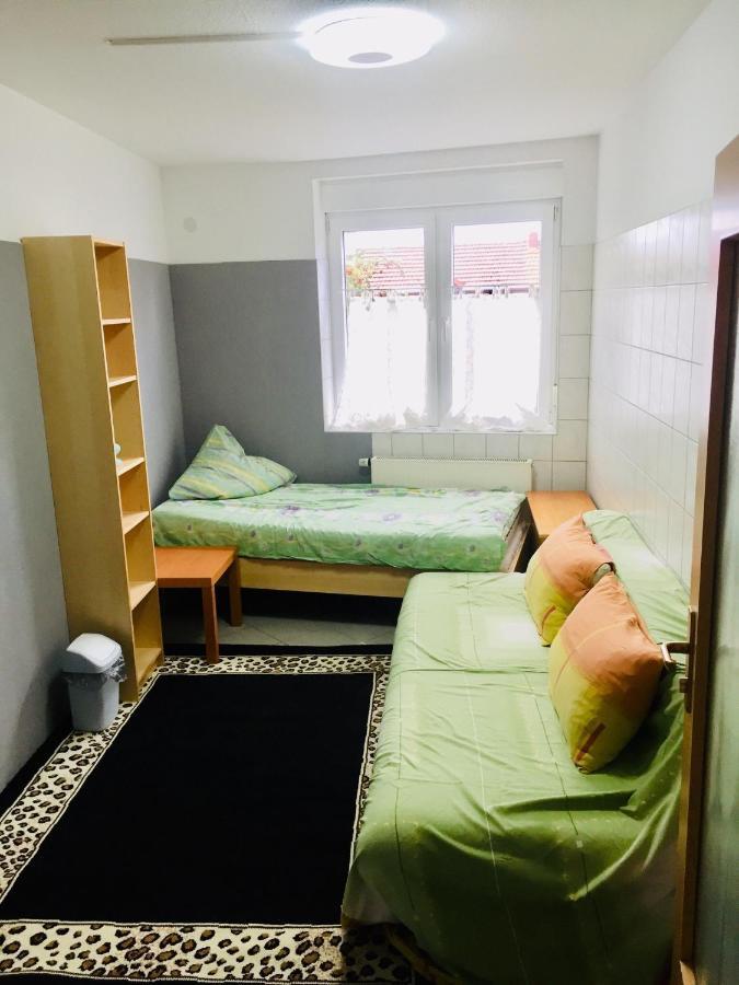 Ferienwohnung Gaestezimmer I Neo2 Staufenberg  Exterior foto
